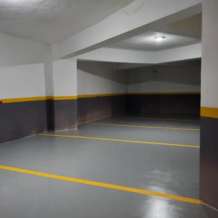 Luxury Skyline Near Center Apartament *