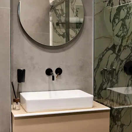 Apartment Luxury Skyline Near Center Bukarest