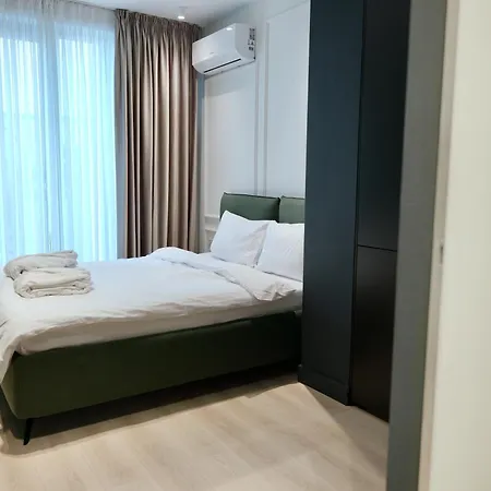 Apartment Luxury Skyline Near Center Bukarest
