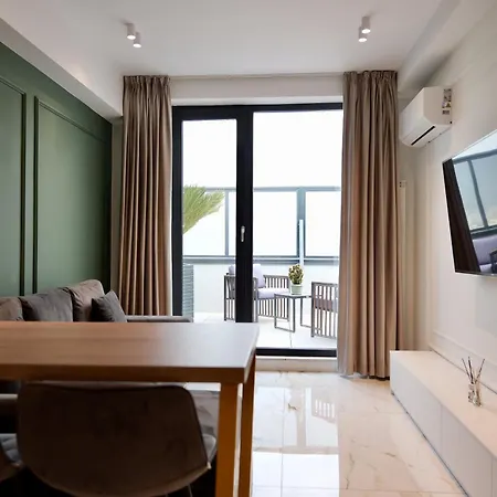 Luxury Skyline Near Center * Bukareszt