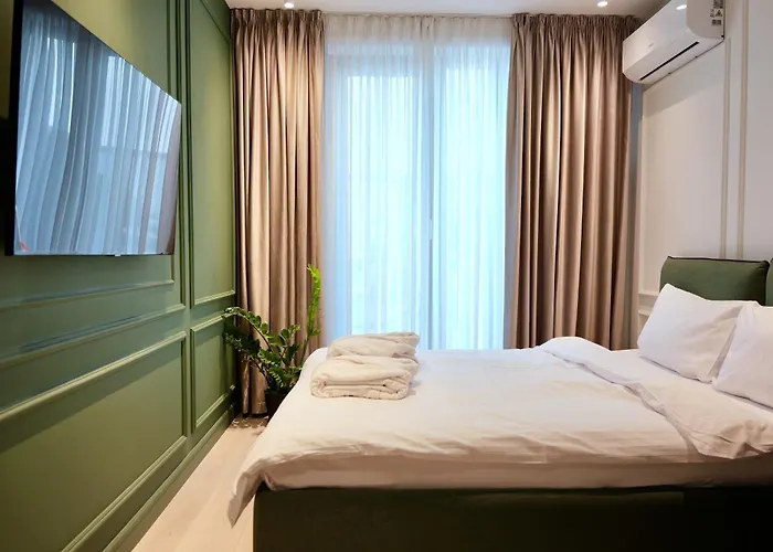 Luxury Skyline Near Center Apartamento *