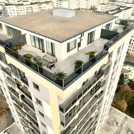 Apartment Luxury Skyline Near Center *