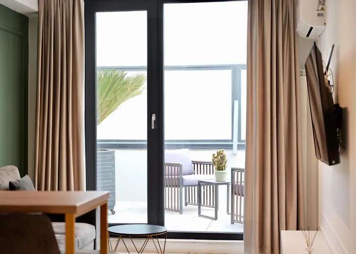 Luxury Skyline Near Center Бухарест