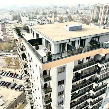 Luxury Skyline Near Center Bükreş