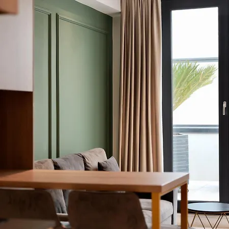 Luxury Skyline Near Center Daire Bükreş